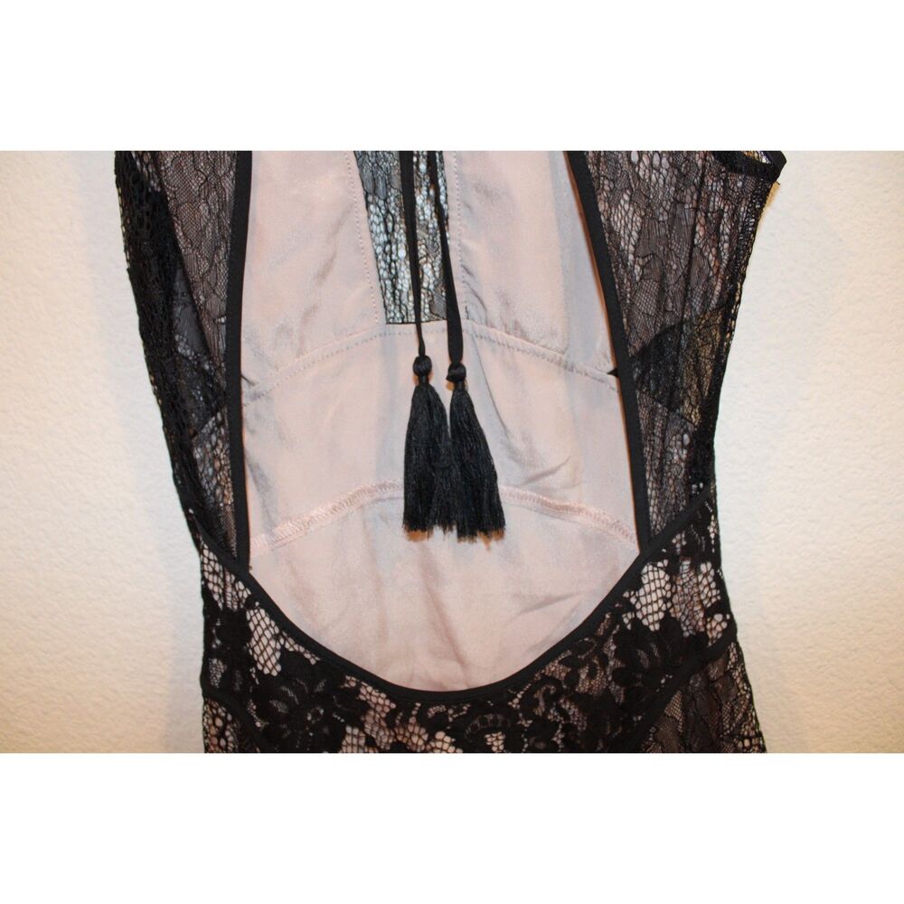 The Jet Set Diaries size xsmall black lace with nude lining mini dress - Picture 9 of 11